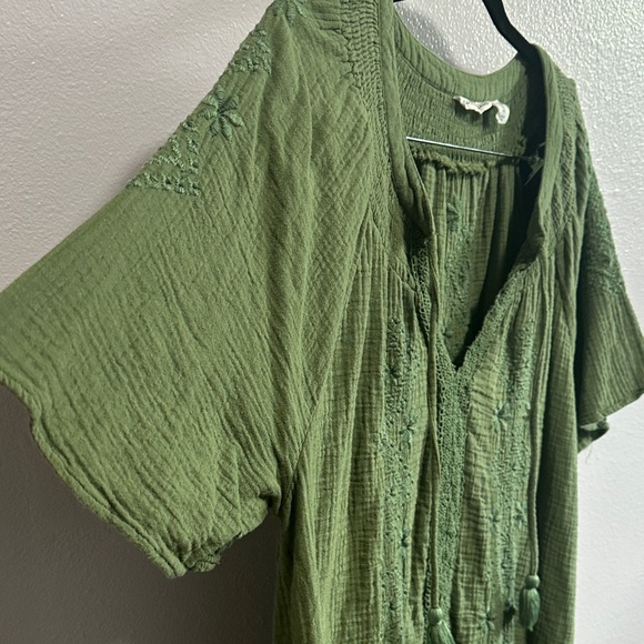 Lucky Brand Olive Green Smocked Top - Picture 7 of 14